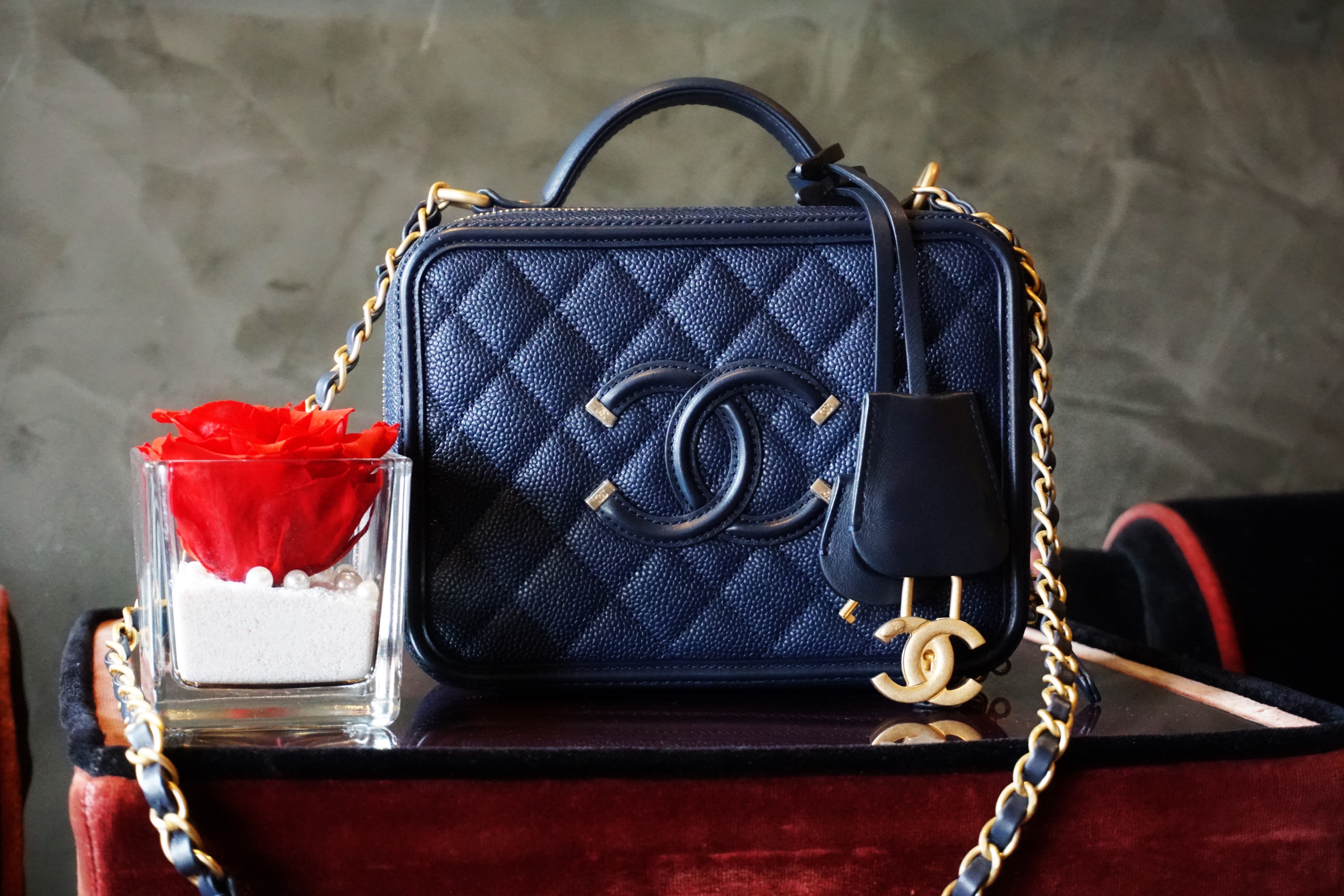 Chanel Navy Blue CC Filigree Vanity Case Bag – The Closet